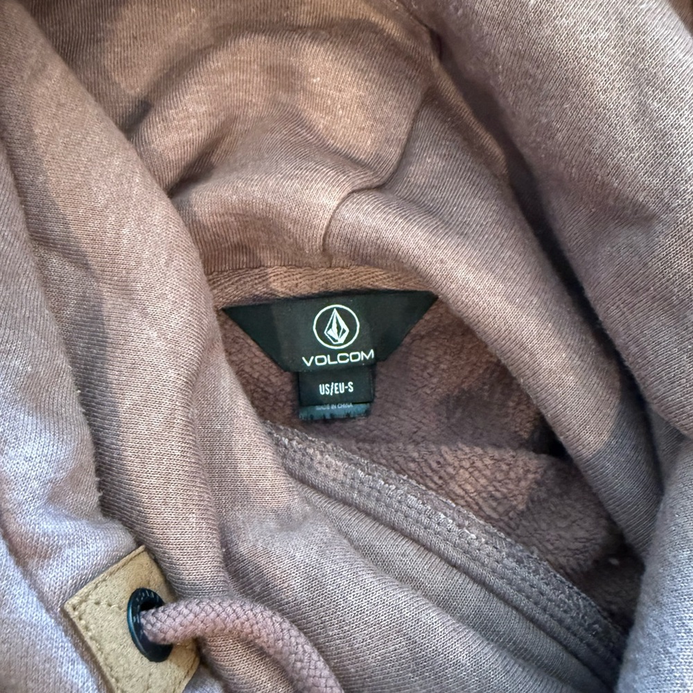 Volcom light purple hoodie size small